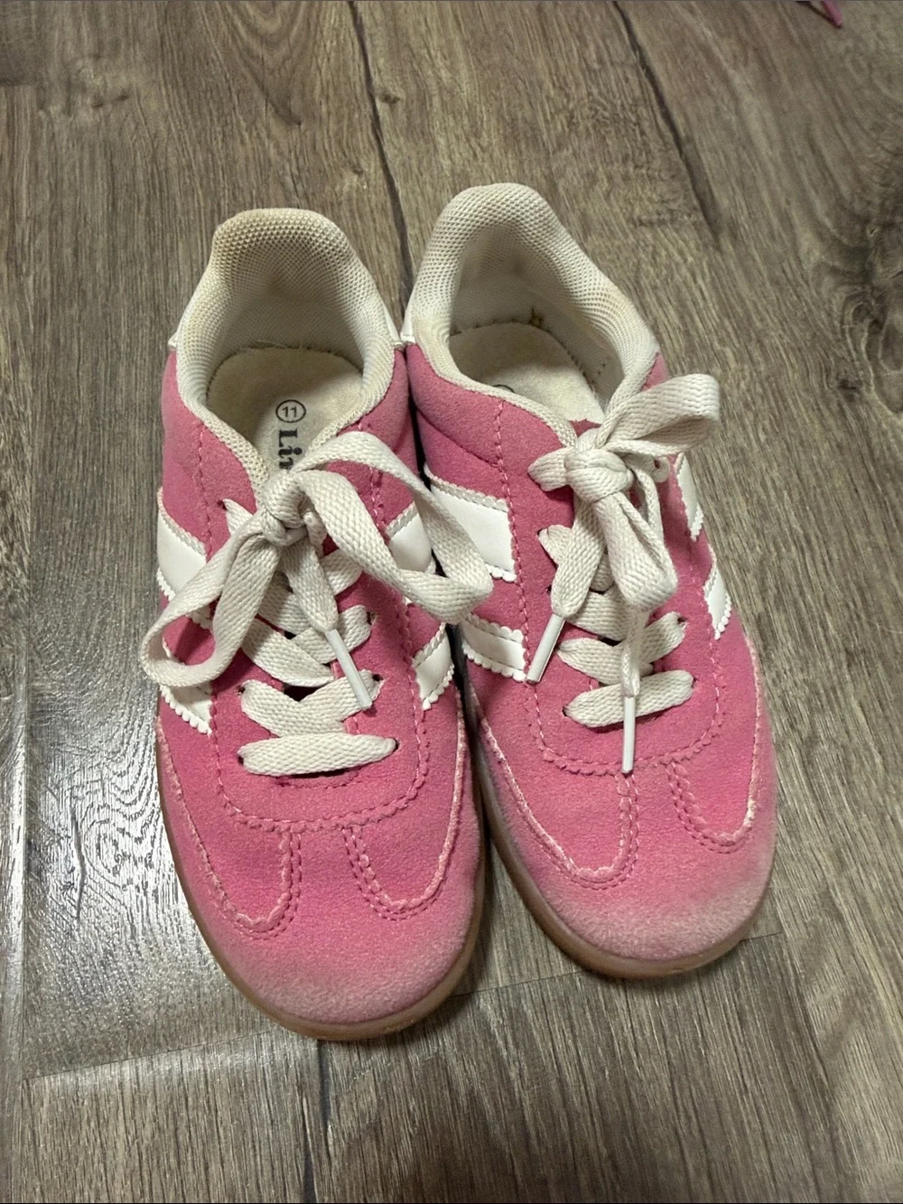Kids Pink Suede Link Sneakers with White Accents Size 11